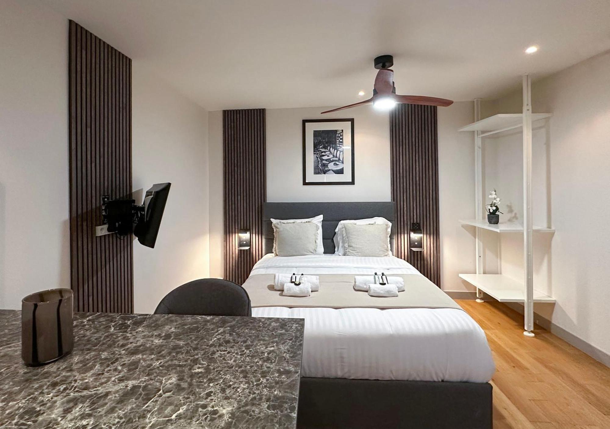 Peaceful Studio In Париж Екстериор снимка